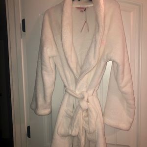Victoria’s Secret Robe